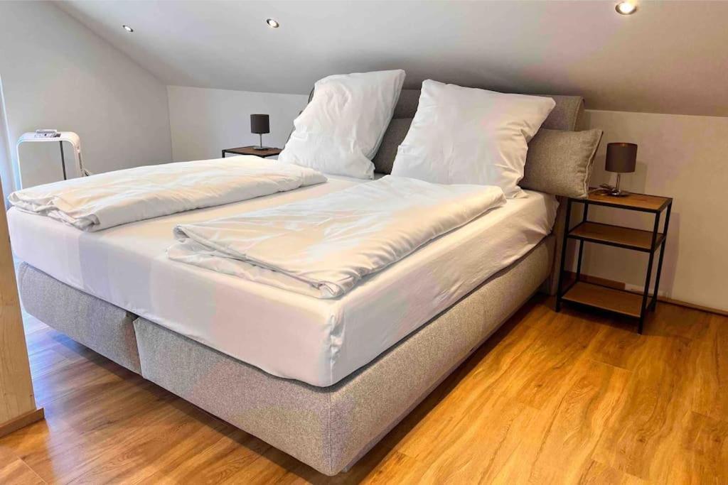 Viel Platz In Burghausen Fuer Freunde Und Familie Apartment Ngoại thất bức ảnh