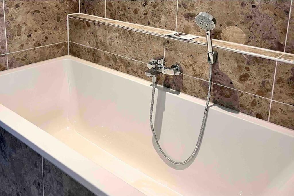 Viel Platz In Burghausen Fuer Freunde Und Familie Apartment Ngoại thất bức ảnh